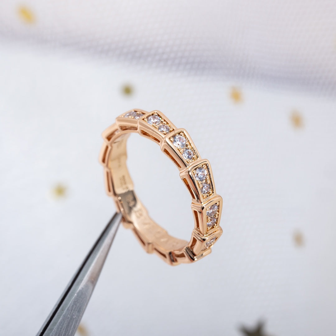 [Edler Schmuck] SERPENTI RING ROTGOLD MIT DIAMANTEN 3MM